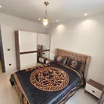 アパート 5 Star Facilities/walking Distance To Amenities And The アランヤ
