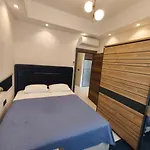 5 Star Facilities/walking Distance To Amenities And The Αλάνια
