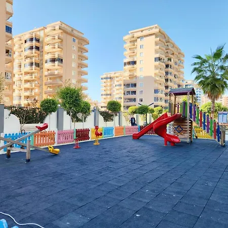 5 Star Facilities/walking Distance To Amenities And The * Alanya