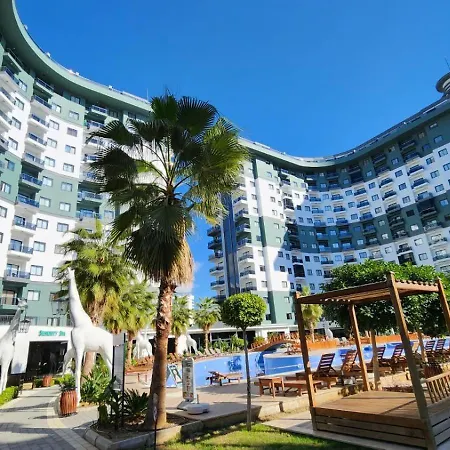 Apartment 5 Star Facilities/walking Distance To Amenities And The Alanya