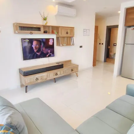 5 Star Facilities/walking Distance To Amenities And The Apartamento Alanya